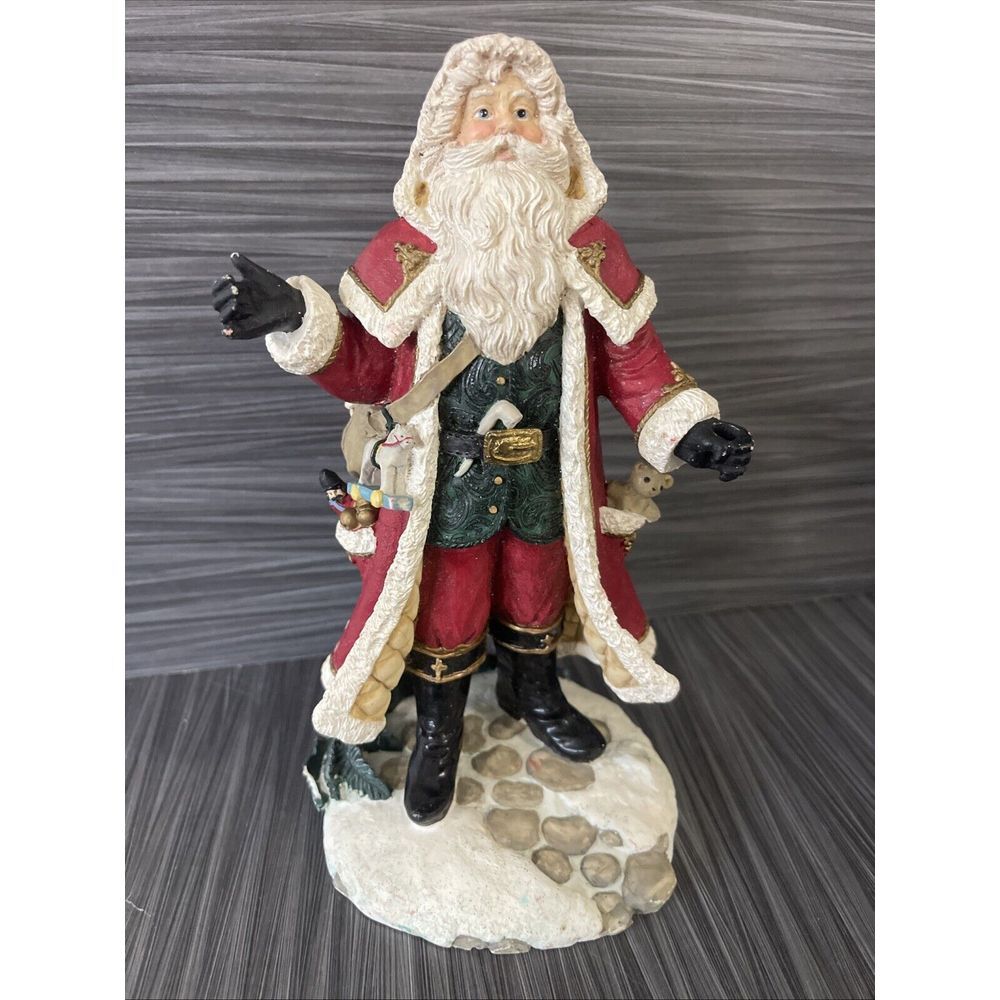 Father Christmas From The International Santa‎ Figurine Collection 1991